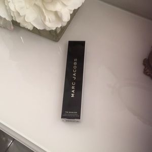 Marc Jacobs Foundation Brush the Seamless #4